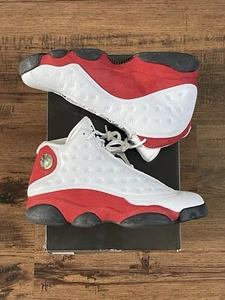 Jordan 13 Retro ‘Cherry’ 2010 (size us mens 9.5) USED - Picture 1 of 7