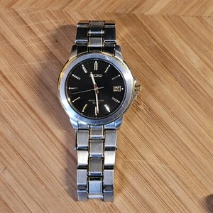 Seiko WR 50M V742-8119 Quartz Watch Men's Gold & Silvertone Black 5 Bar Analog - Picture 1 of 11