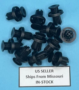 (Pack of 12) Bumper Cover Retainer Clips for Honda 91505-TM8-003 - Picture 1 of 8
