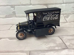 1925 COCA-COLA FORD MODEL T DELIVERY TRUCK DANBURY MINT DIECAST 1:24 & DISPLAY - Picture 1 of 16