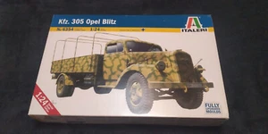 Italieri #6354 - RARO kfz. 305 Opel Blitz escala 1:24 - Foto 1 di 5