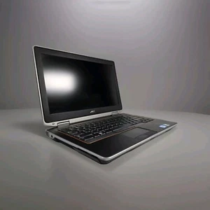 DELL Latitude E6320 13.3" - i7-2640M 2.80GHz, 8GB RAM 128GB SSD Windows 10 - Picture 1 of 7