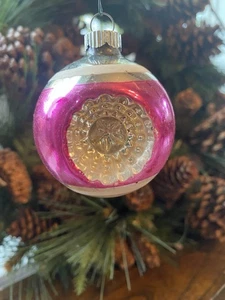 Glänzender heller Weihnachtsschmuck 2 Stück mit Box - Bild 1 von 9