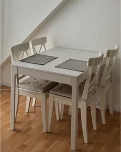 Esszimmer-Garnitur: Tisch + 4 Stühle - Bild 1 von 1