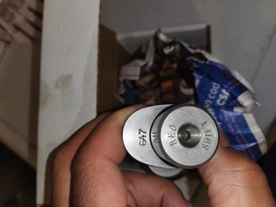 Cremalleras de cambio rojas 647  Foto 1 de 2