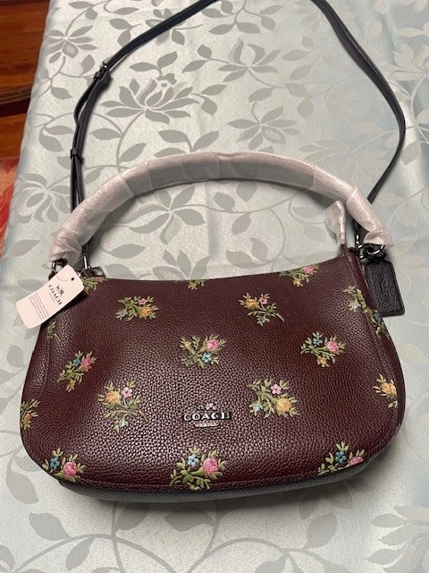 Bandolera Coach Chelsea con punto de cruz estampado floral nueva con etiquetas Foto 1 de 4