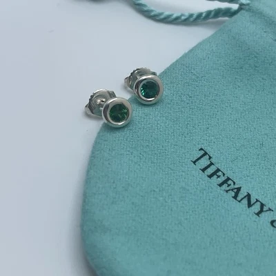 Pendientes Tiffany & Co. de plata de ley 925 Elsa Peretti tsavorita por yarda Foto 1 de 4
