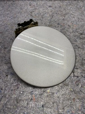 Chevrolet Tahoe Suburban Yukon 2000-2006 gasolina puerta combustible 382E peltre metálico OEM Foto 1 de 4