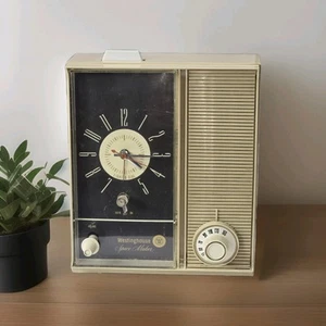 Vintage Westinghouse Space Maker H210L5 Analog Clock Radio Electric Tested Works - Picture 1 of 10