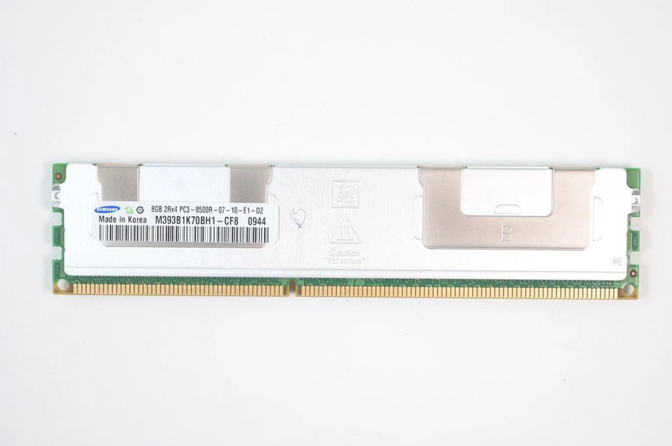 Dell H132M 8GB PC3-8500R 1066MHz ECC DDR3 Server Memory Module M393B1K70BH1-CF8 - Image 1 of 4