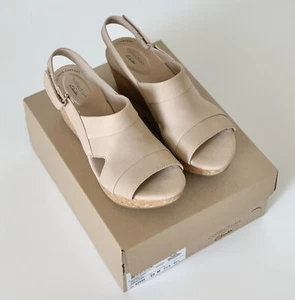 NIB Clarks Womens Annadel Ivory Sand Nubuck Slingbacks Sandals Shoes Size 10 - Picture 1 of 5
