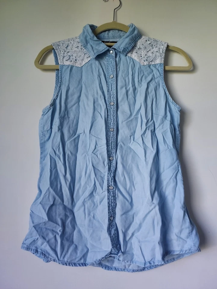 Blusa sin mangas estilo vaquero Earl Jean talla S Foto 1 de 4