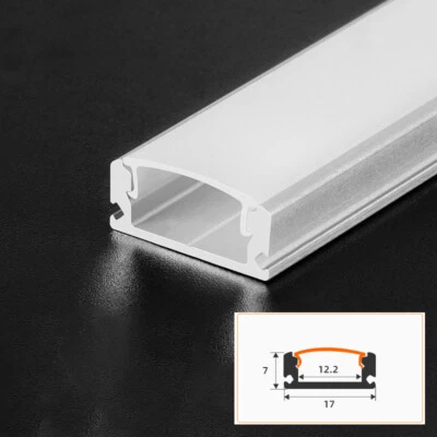 Sistema de canales de aluminio LED en forma de U de 5 piezas + 1 tira de luz LED de 16,4 pies Foto 1 de 4