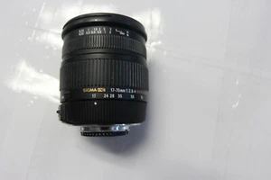 Sigma AF 17-70mm f2.8-4 DC Macro HSM Lens Nikon - Picture 1 of 7