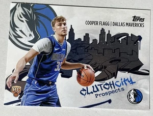 2025 Tops Basketball Einsatz " Clutch City Prospects" #CC-1 Cooper Flagg - Bild 1 von 2