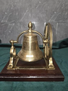 Vintage Brass Hand Wheel Desk Bell - Mid 20th Century. - Picture 1 of 10