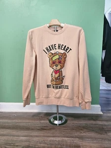 Suéter cuello redondo Sniper Gang I Have Heart But I'M Heartless bronceado - Imagen 1 de 7