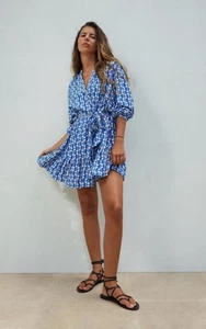 Zara Damen blau weiß fließendes Kleid mit Gürtel Langarm Rüschensaum Größe S - Bild 1 von 12