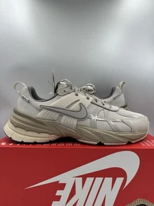 Nike V2K Run GTX Gore-Tex Light Iron Ore BRAND NEW NBY Size 11.5 Women - Picture 1 of 8