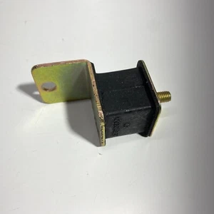 Exhaust Pipe Rubber Support for ISUZU NPR NQR 8972295860 - Picture 1 of 8