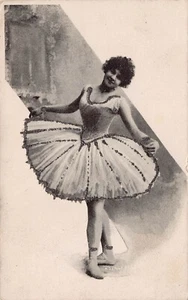 Eine Ballerina Tänzerin tanzt Glitzer ein Selige ungeteilte Rückseite Postkarte - Bild 1 von 2