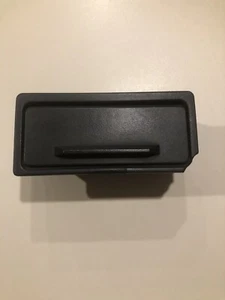 Vs Commodore Ashtray - Picture 1 of 2