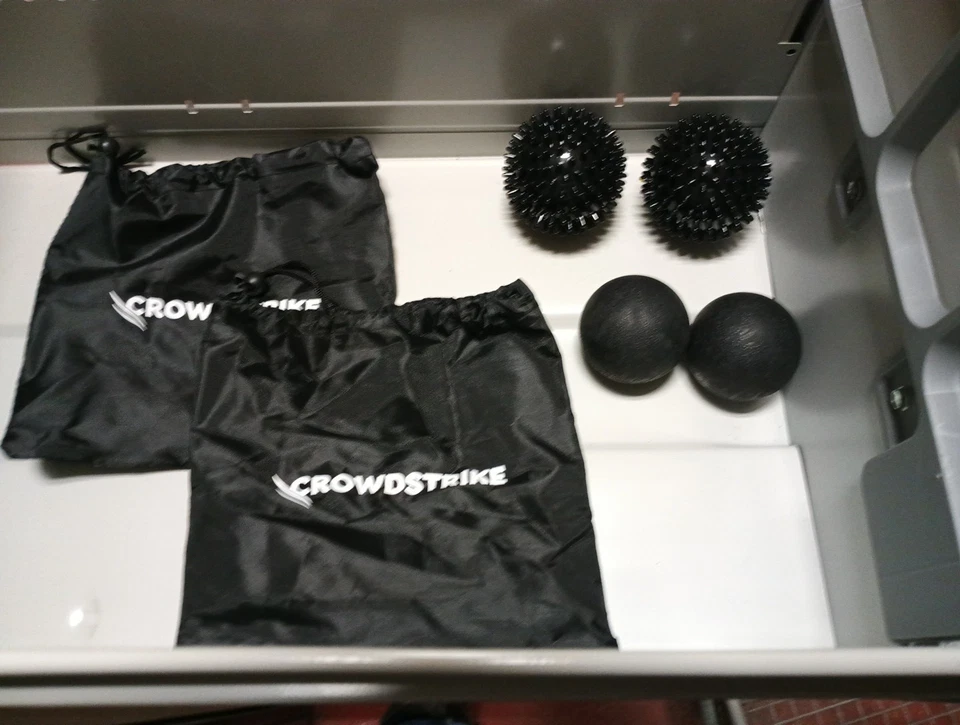 Ever Ready Hot & Cold Massage Ball Set for Deep Tissue Muscle Relief