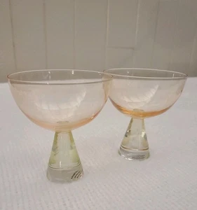 Anthropologie Rosa Glas Dessert RAMONA Coupes 4" Barzubehör 2ER SET - Bild 1 von 7