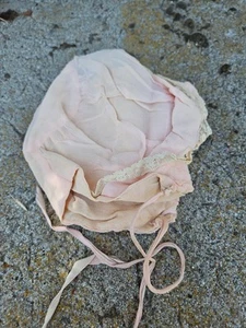 Vintage rosa Spitze Baby Mädchen Mütze handgefertigt MCM zart Satan durchsichtig - Bild 1 von 7