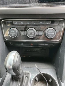 2022 Volkswagen Atlas Cross Sport AC Controls - Picture 1 of 5