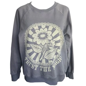 Natural Life Women's Sz Medium Gray Graphic Trust The Magic Sweatshirt Casual - Picture 1 of 10