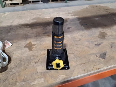 Jack 2015 Suburban 1500 Sku#4257060 Foto 1 de 4