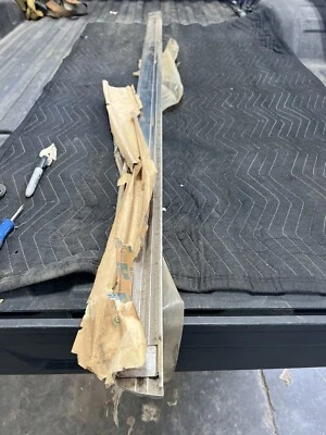 NOS 65 Ford Custom 500 Ranch Wagon Rocker Panel Moulding #C5AZ-6210176-C - Imagem 1 de 4