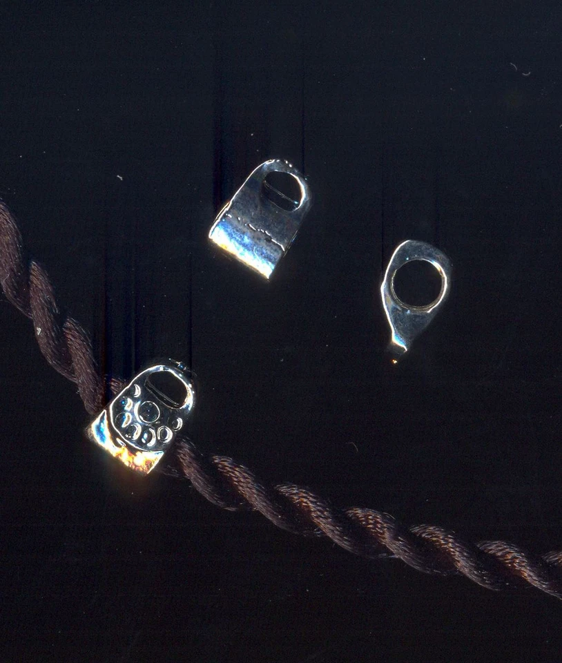 Ciondolo color acciaio a VITE borsetta per catene snake - Immagine 1 di 1