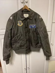 Vintage USAF Men's Winter Flight Jacket Type CWU 45/P LARGE NAMED With PATCHES - Picture 1 of 17