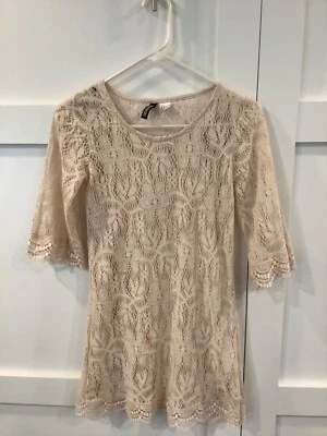Mini vestido para mujer Divided by H&M de encaje crema forrado mangas 1/2 talla 2 Foto 1 de 3