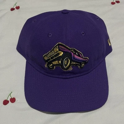 Gorra de béisbol Fresno Grizzlies New Era 9Twenty ajustable trasera púrpura baja B Foto 1 de 4
