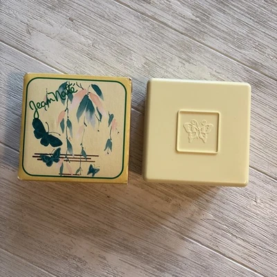 Polvo para polvo Jean Nate sin abrir con soplo de lujo de colección nostálgico  Foto 1 de 4