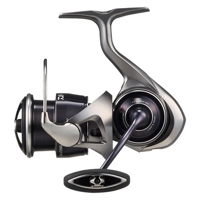 Daiwa 25 CALDIA LT2500 Spinning Mulinello Nuovo IN Scatola Entrambi Mano Argento - Immagine 1 di 4