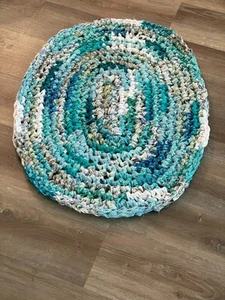Amish Knot Rug Cotton Fabric in Turquoise Gray White Colored Crochet Pattern - Picture 1 of 4