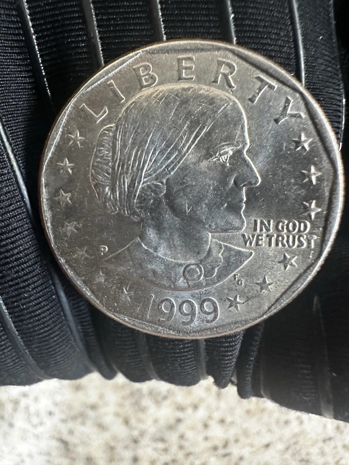 1999 年 Susan B. Anthony 美元硬币错误硬币 DDO — 第 1/3 张图片