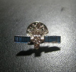 Shuttle Space Signal Radar Laboratory 1 Discovery LAPEL PIN - Picture 1 of 1