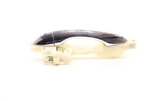 2016 - 2020 KIA SORENTO FRONT RIGHT PASSENGER SIDE OUTSIDE DOOR HANDLE OEM - Picture 1 of 11
