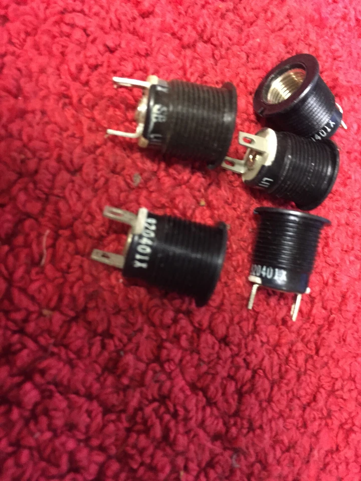 920-401 X LITTELFUSE ИНДИКАТОР ЛАМПА 5 ШТ. - Изображение 1 из 1