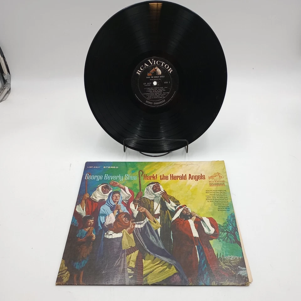 BOXDG29 George Beverly Shea - Hark! The Herald Angels Mono RCA Victor LP - Image 1 of 4