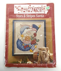 Kit punto croce bandiera americana Alma Lynne stelle strisce Babbo Natale Dio benedica ALD-1 - Foto 1 di 7