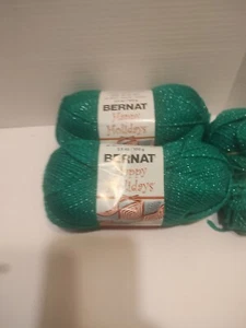 BERNAT Happy Holidays Glittery Green Yarn Lot Over 9 Oz. - Picture 1 of 6