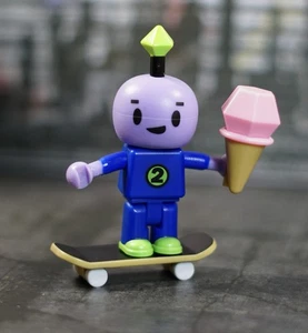 Roblox Robot 64: Beebo Figure Pack Complete No Code - Picture 1 of 3
