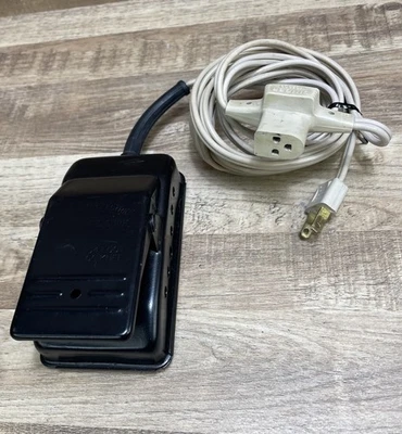 Singer 102808 Sewing Machine Foot Speed Pedal 229D 704 Foot 705 Knee Mercury - Изображение 1 из 4