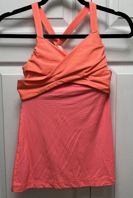 Camiseta sin mangas Lululemon naranja talla 4 envolvente Foto 1 de 4